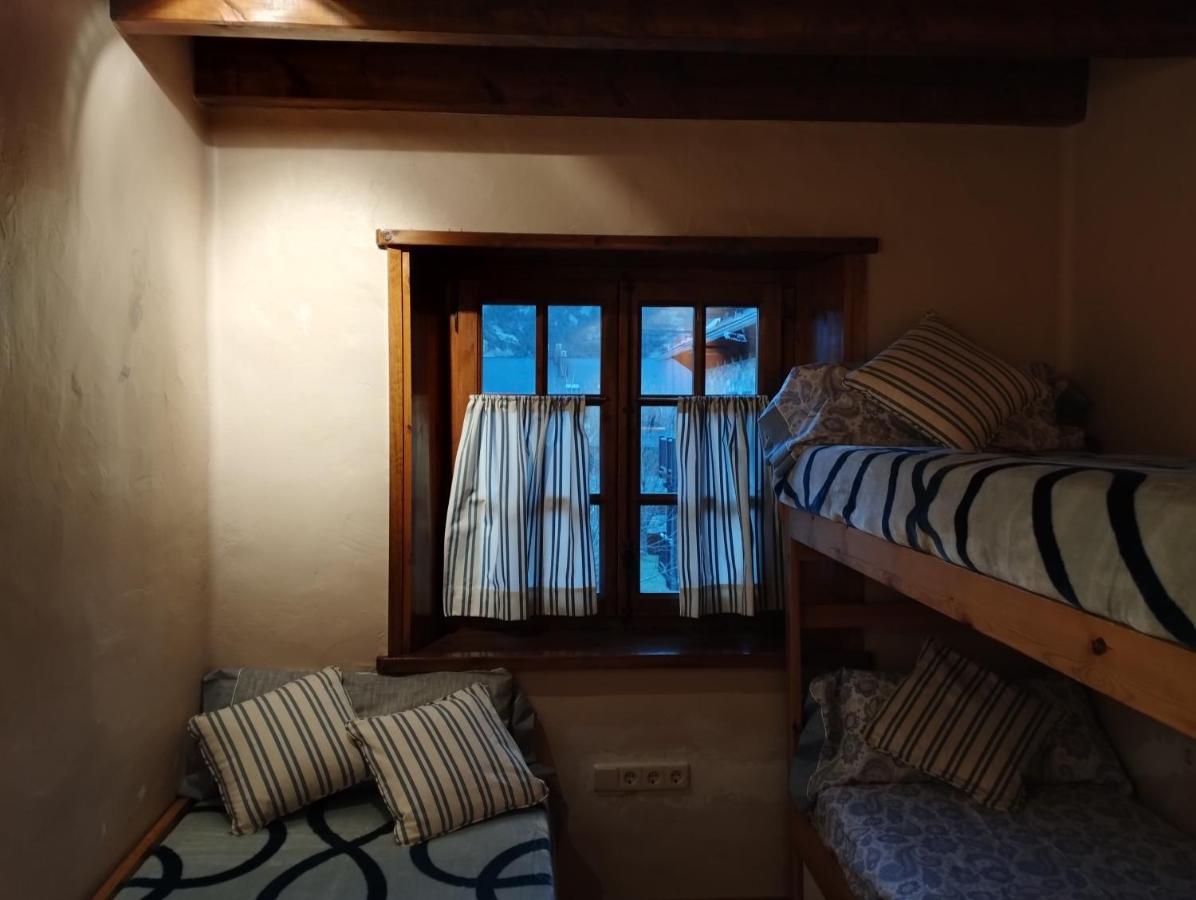 Esqui, Aigueestortes Y Boi-Tauell A Tus Pies En Ebrehogar Pla de l'Ermita Zewnętrze zdjęcie