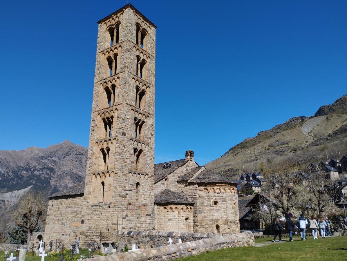 Esqui, Aigueestortes Y Boi-Tauell A Tus Pies En Ebrehogar Pla de l'Ermita Zewnętrze zdjęcie