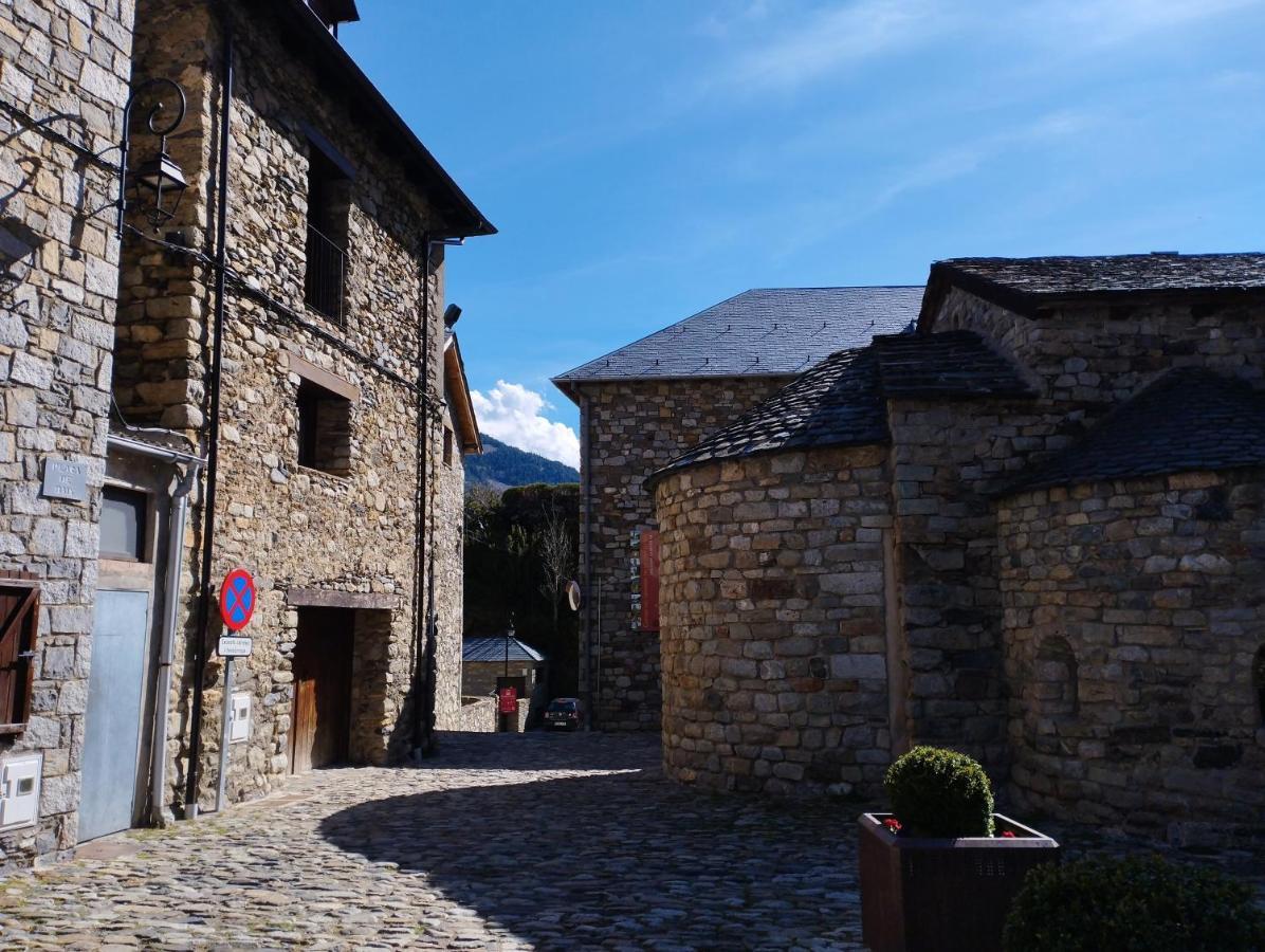 Esqui, Aigueestortes Y Boi-Tauell A Tus Pies En Ebrehogar Pla de l'Ermita Zewnętrze zdjęcie